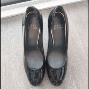 Stuart Weitzman Black Patent Round Toe Pumps (size 6.5)